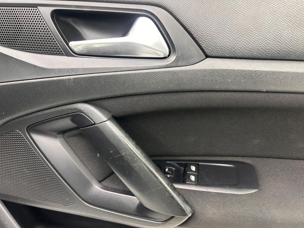 Used Peugeot 308 2017 for sale - 77719625: Photo 21