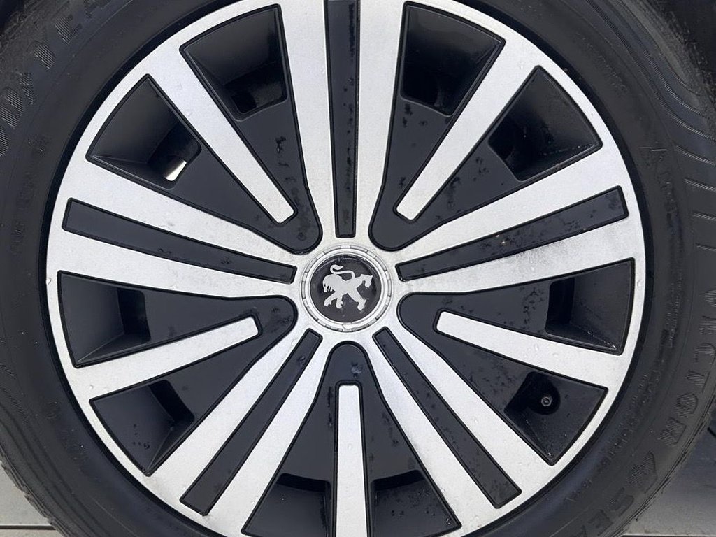 Used Peugeot 308 2017 for sale - 77719625: Photo 25