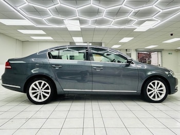 Used Volkswagen Passat 2014 for sale - 77667018: Photo