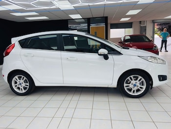 Used Ford Fiesta 2015 for sale - 79385488: Photo