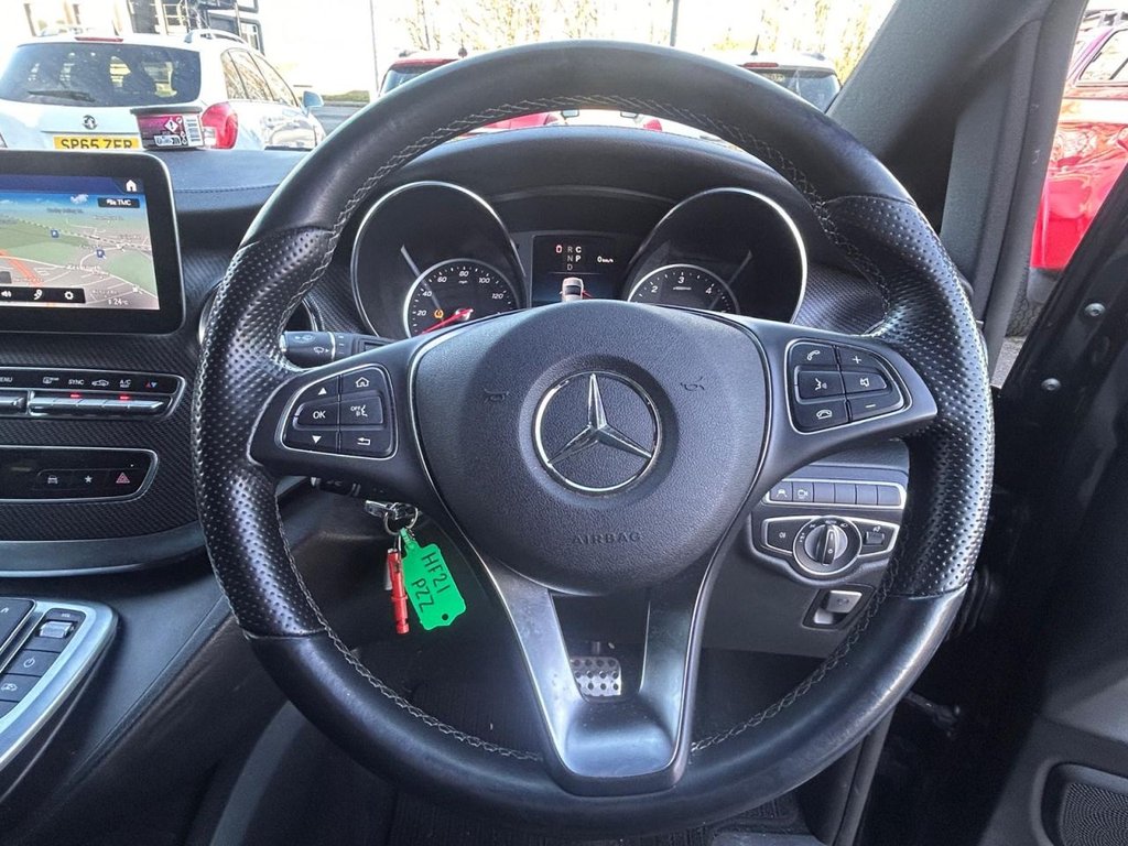 Used Mercedes-Benz V-Class 2021 for sale - 77666610: Photo 11