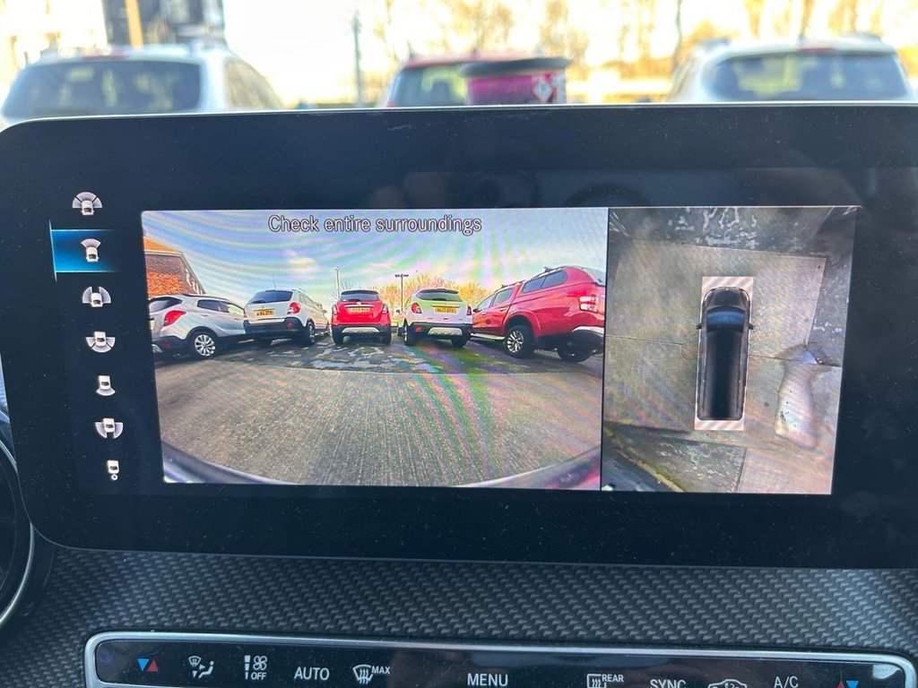 Used Mercedes-Benz V-Class 2021 for sale - 77666610: Photo 18