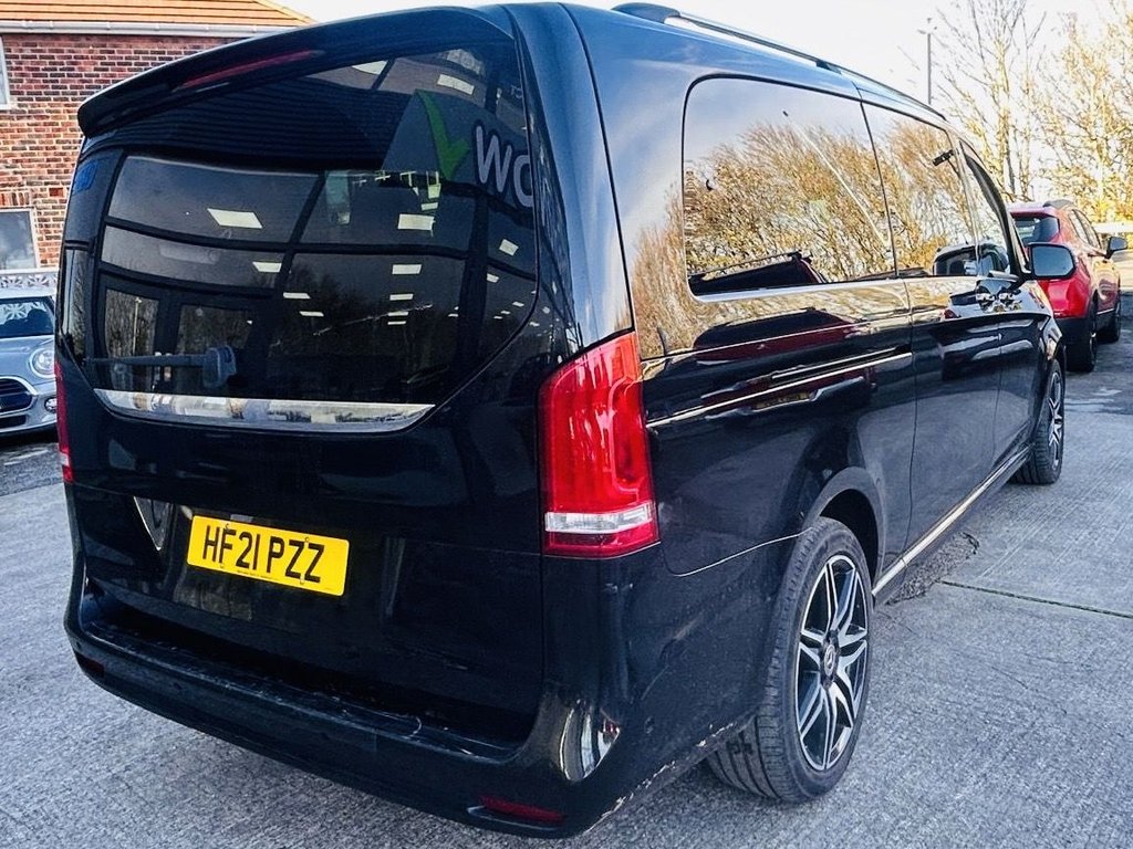 Used Mercedes-Benz V-Class 2021 for sale - 77666610: Photo 3