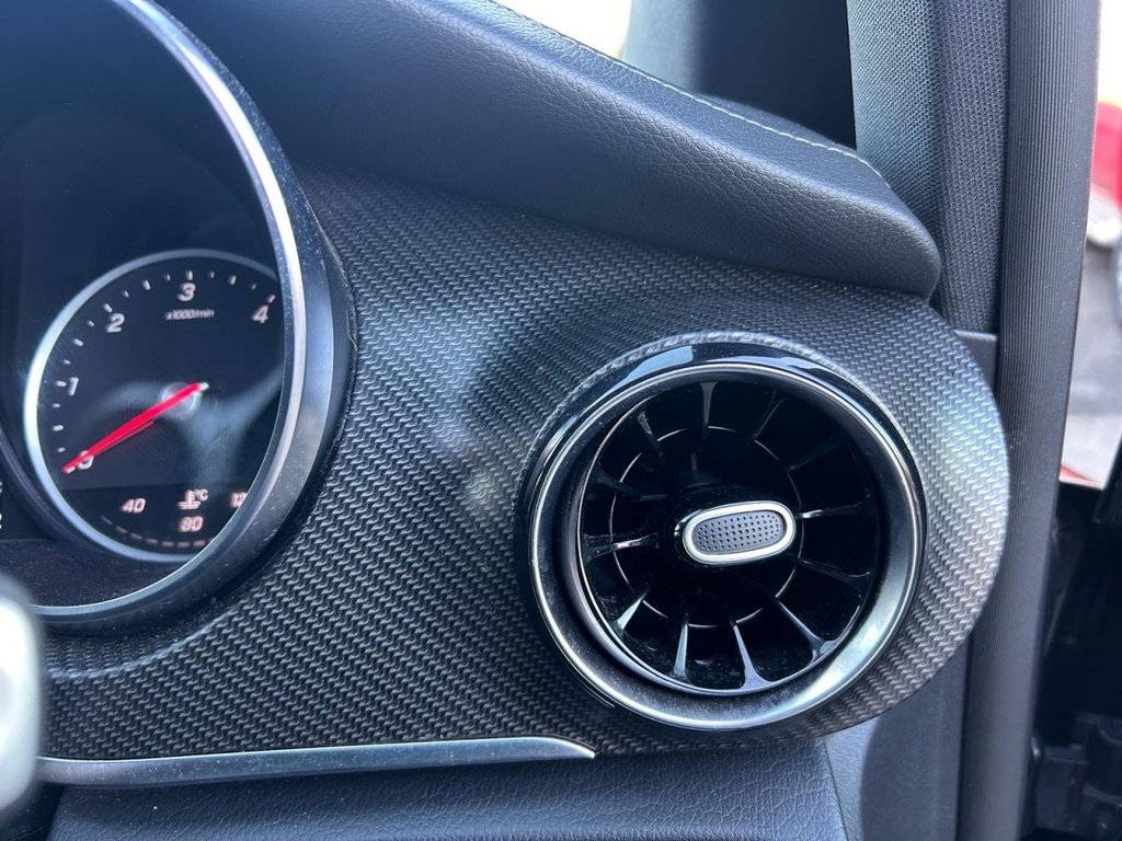 Used Mercedes-Benz V-Class 2021 for sale - 77666610: Photo 33