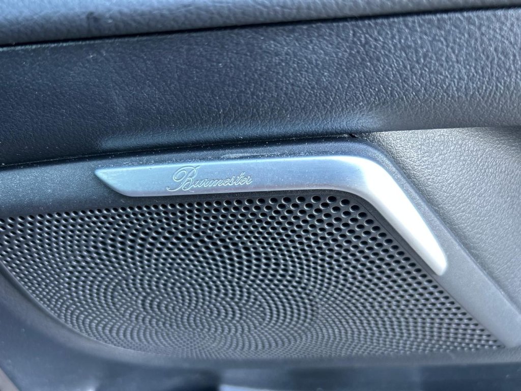 Used Mercedes-Benz V-Class 2021 for sale - 77666610: Photo 35