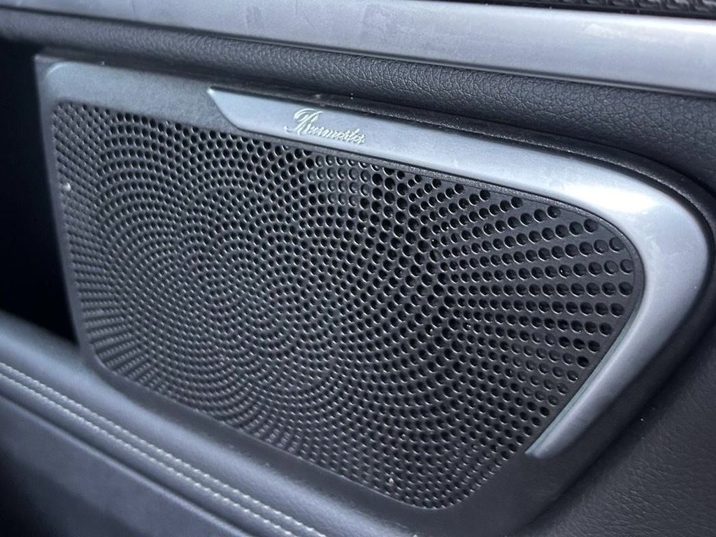 Used Mercedes-Benz V-Class 2021 for sale - 77666610: Photo 36