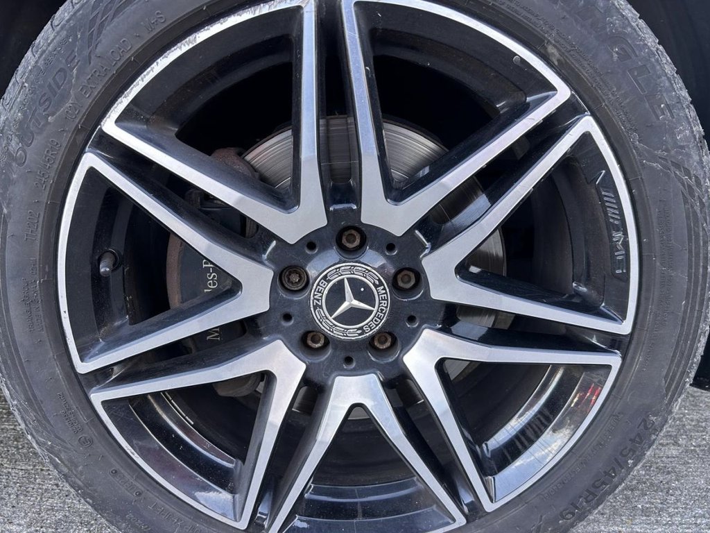 Used Mercedes-Benz V-Class 2021 for sale - 77666610: Photo 48