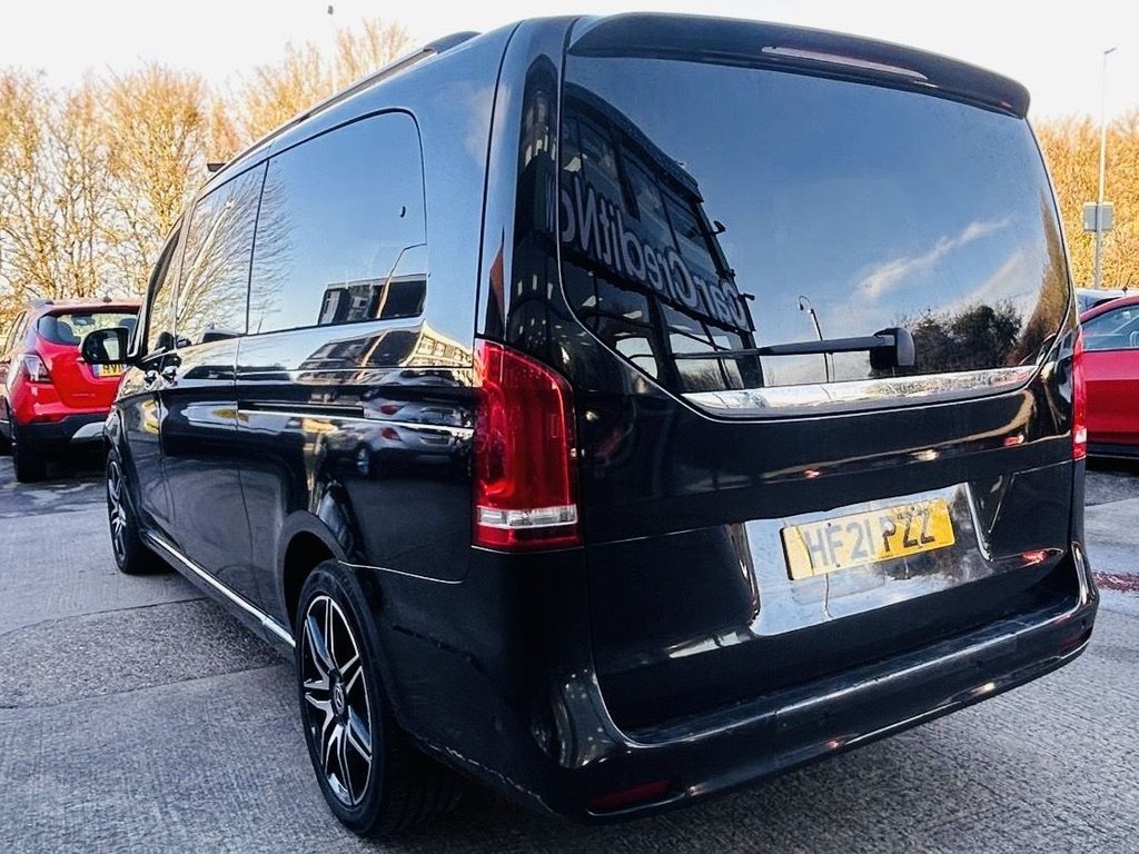 Used Mercedes-Benz V-Class 2021 for sale - 77666610: Photo 6