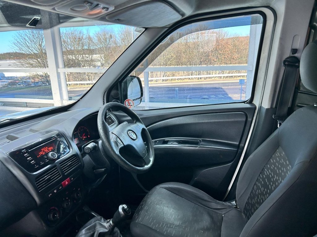 Used Vauxhall Combo 2015 for sale - 77666658: Photo 10