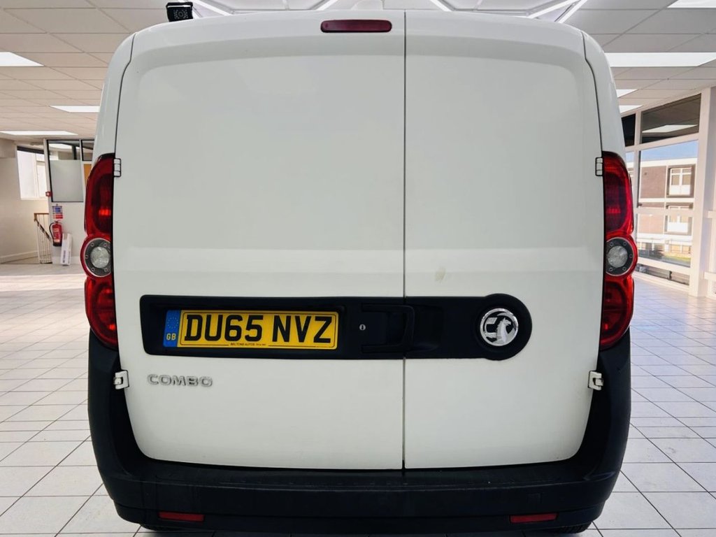 Used Vauxhall Combo 2015 for sale - 77666658: Photo 4