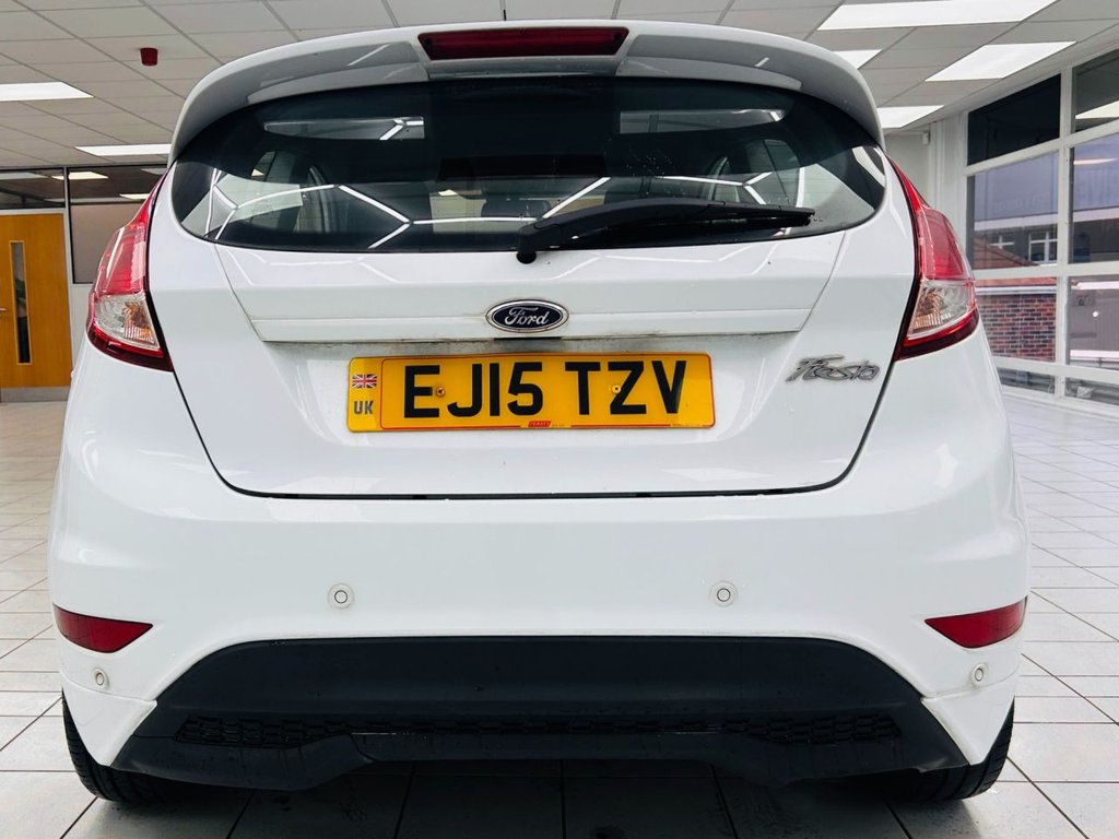 Used Ford Fiesta 2015 for sale - 77666631: Photo 4