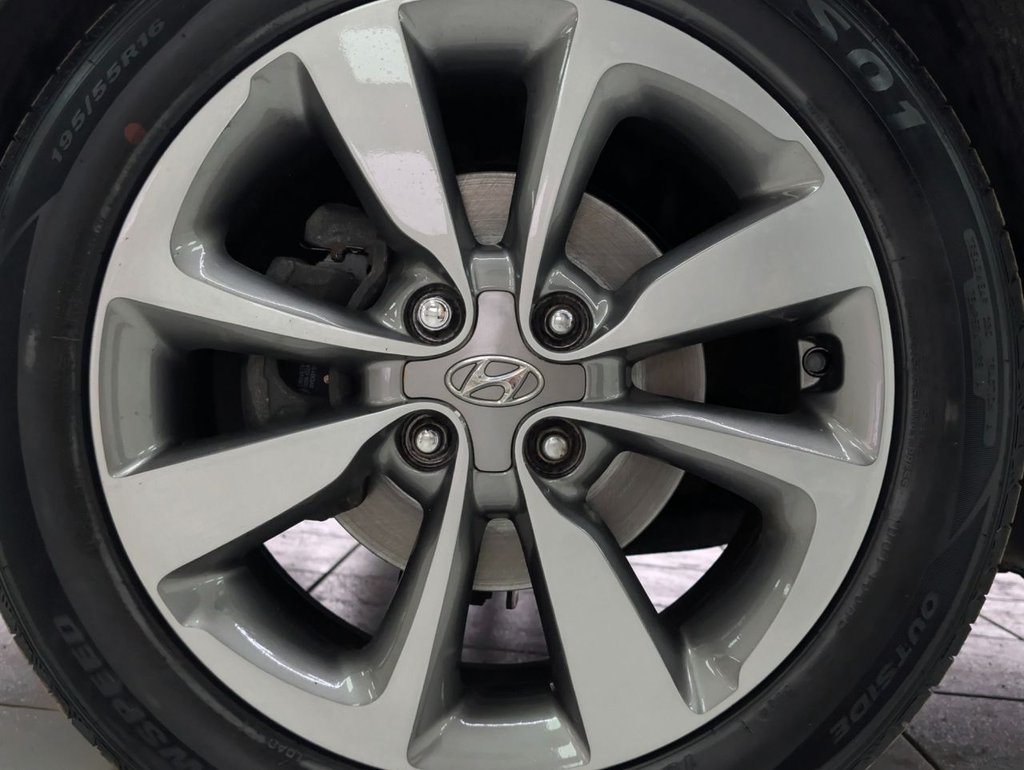 Used Hyundai i20 2016 for sale - 77990538: Photo 40