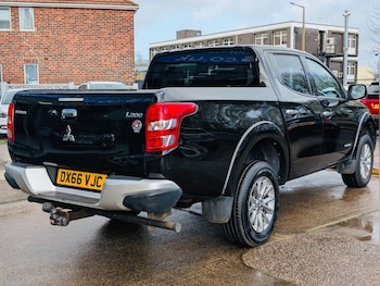 Used Mitsubishi L200 2016 for sale - 78068911: Photo