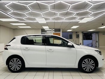 Used Peugeot 308 2017 for sale - 78413626: Photo