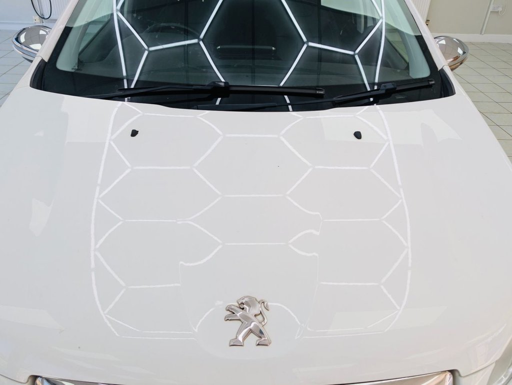 Used Peugeot 2008 2014 for sale - 77990537: Photo 11