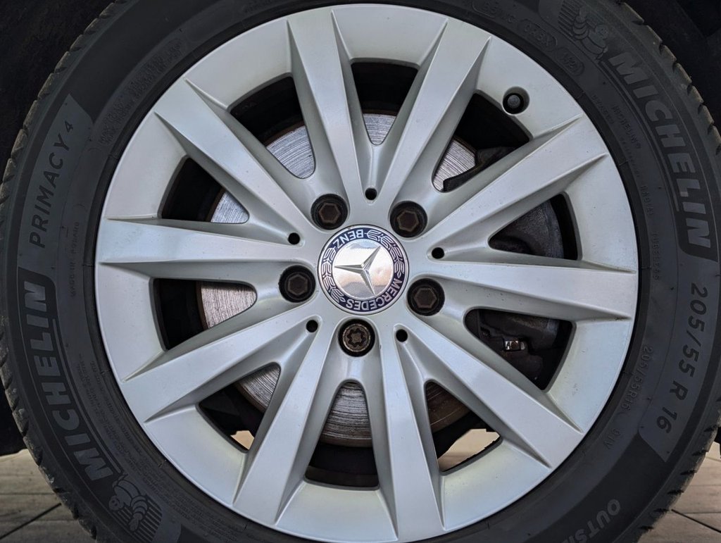 Used Mercedes-Benz A-Class 2014 for sale - 77666780: Photo 35