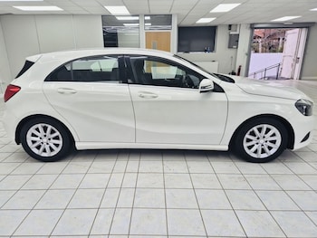 Used Mercedes-Benz A-Class 2014 for sale - 77666780: Photo