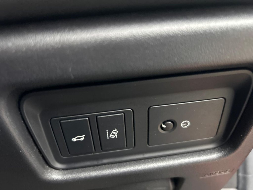 Used Land Rover Discovery Sport 2017 for sale - 77666724: Photo 24