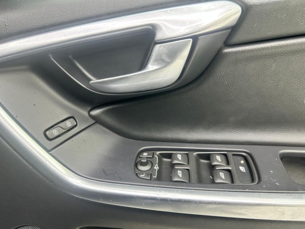 Used Volvo XC60 2016 for sale - 77666945: Photo 25