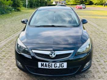 2011 (61) - 1.6i 16V SRi 5dr