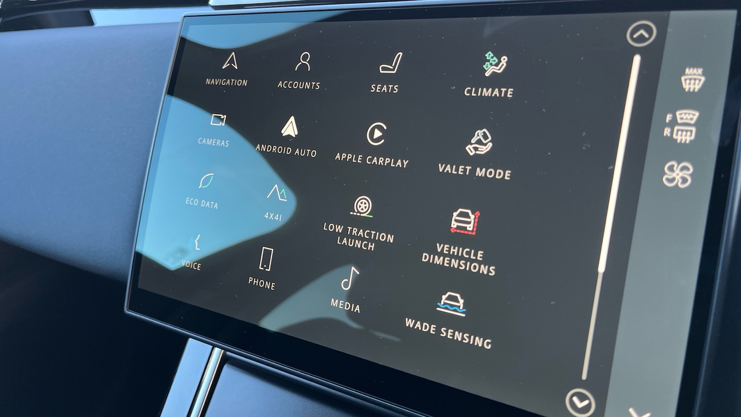 Used Land Rover Range Rover Velar 2025 for sale - 77154275: Photo 33