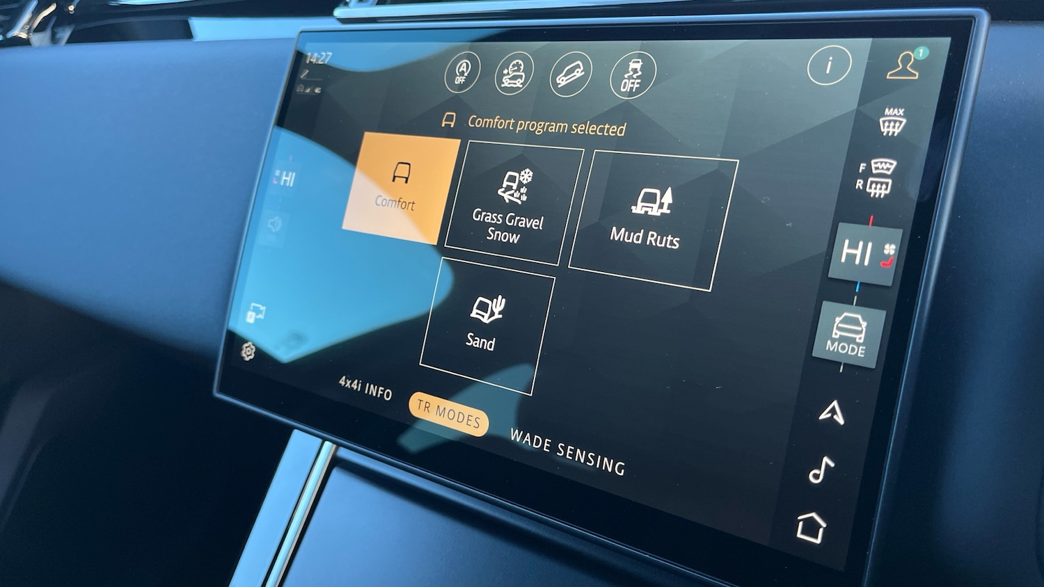 Used Land Rover Range Rover Velar 2025 for sale - 77154275: Photo 37