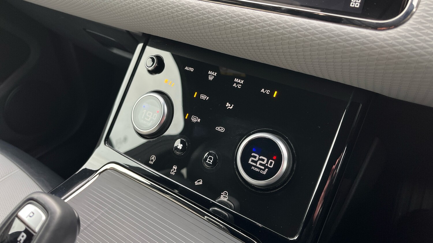 Used Land Rover Range Rover Evoque 2022 for sale - 76684002: Photo 23