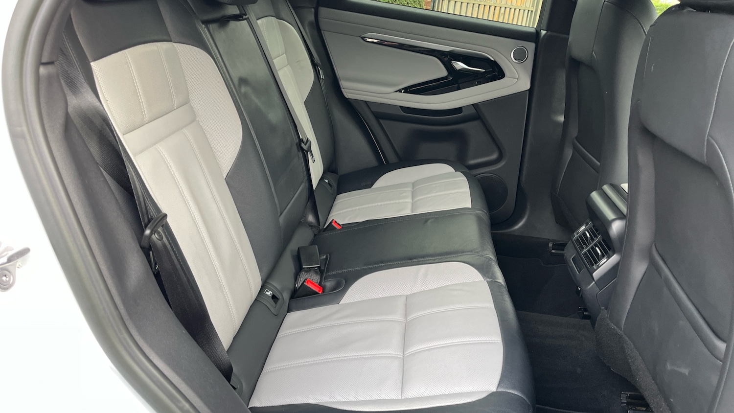 Used Land Rover Range Rover Evoque 2022 for sale - 76684002: Photo 24