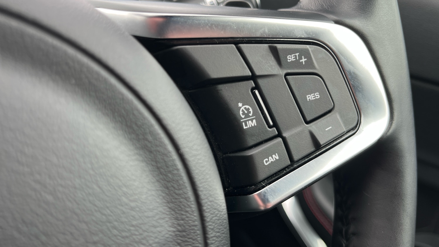 Used Jaguar E-Pace 2019 for sale - 78197263: Photo 35