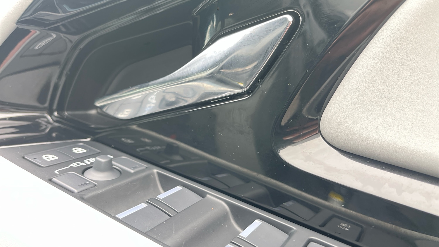 Used Land Rover Range Rover Evoque 2025 for sale - 77946992: Photo 29