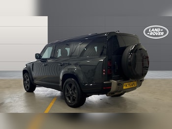 Used Land Rover Defender 2025 for sale - 78852389: Photo