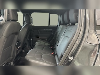 Used Land Rover Defender 2025 for sale - 78852389: Photo