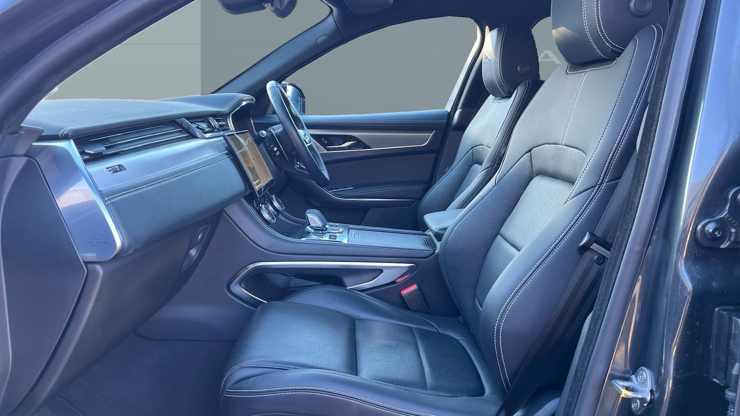 Used Jaguar F-Pace 2023 for sale - 77061541: Photo 3