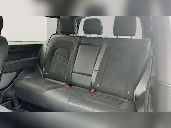 Used Land Rover Defender 2021 for sale - 75788275: Photo