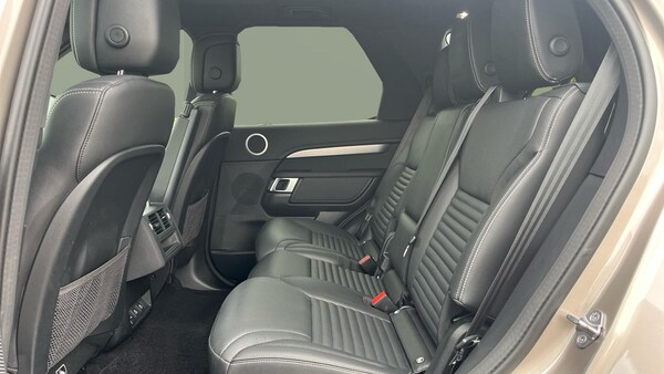Used Land Rover Discovery 2022 for sale - 76156545: Photo 4