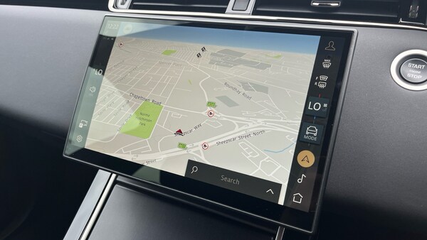Used Land Rover Range Rover Evoque 2025 for sale - 75641523: Photo 11