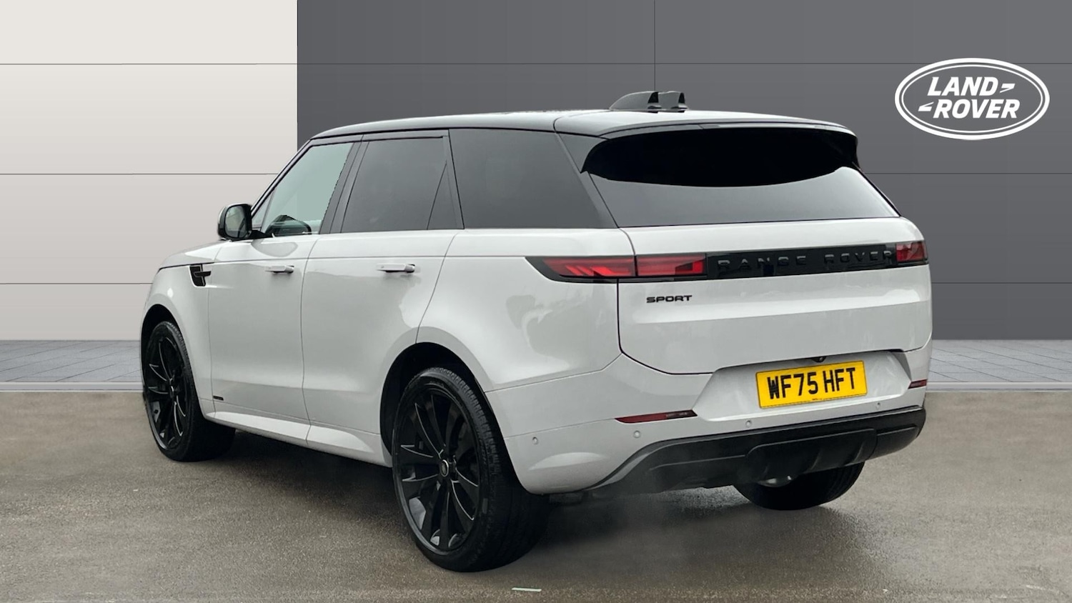 Used Land Rover Range Rover Sport 2025 for sale - 77405622: Photo 2