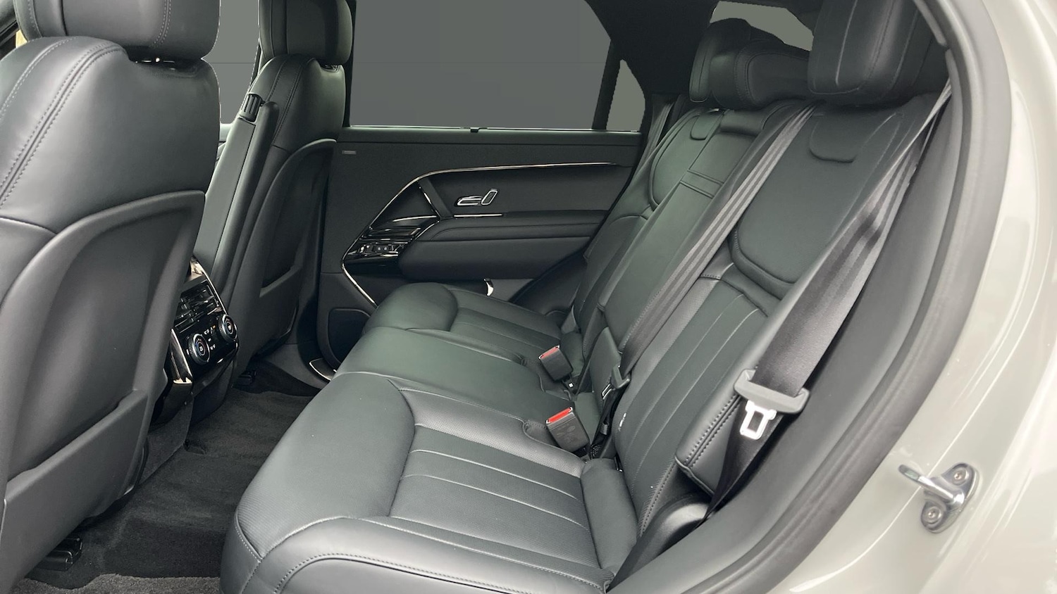 Used Land Rover Range Rover Sport 2025 for sale - 77405622: Photo 4