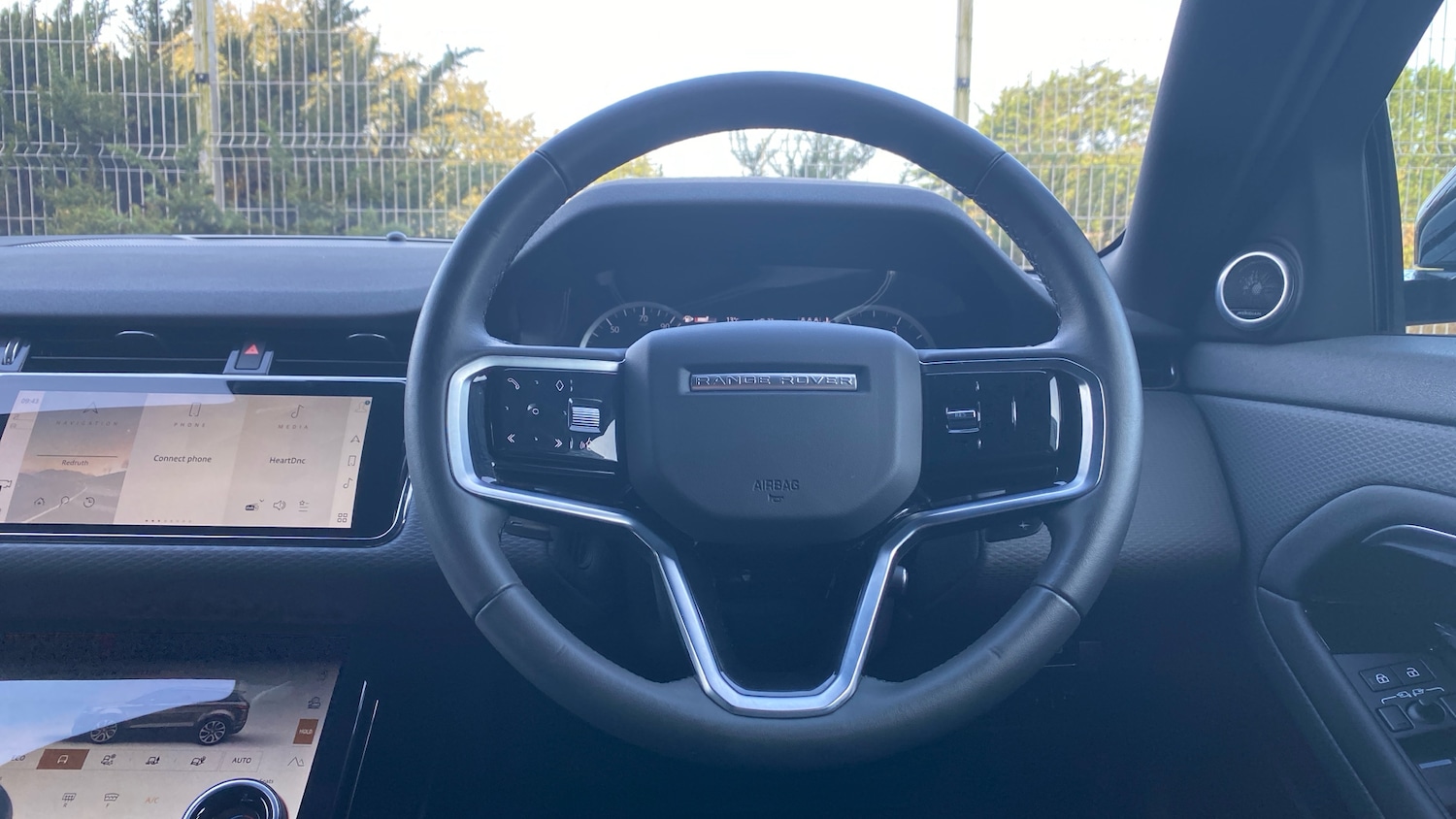 Used Land Rover Range Rover Evoque 2023 for sale - 76384217: Photo 15