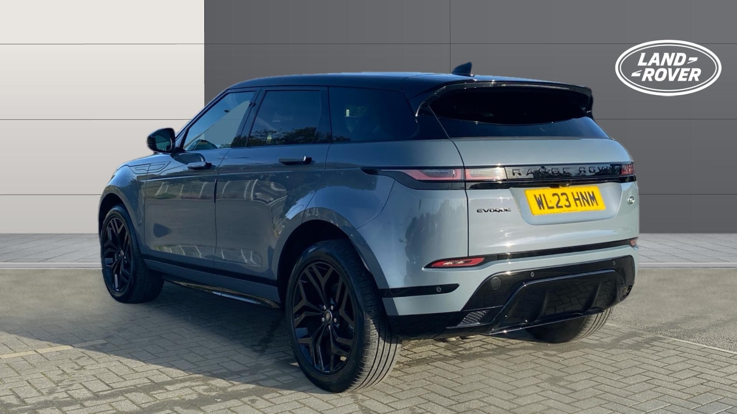 Used Land Rover Range Rover Evoque 2023 for sale - 76384217: Photo 2