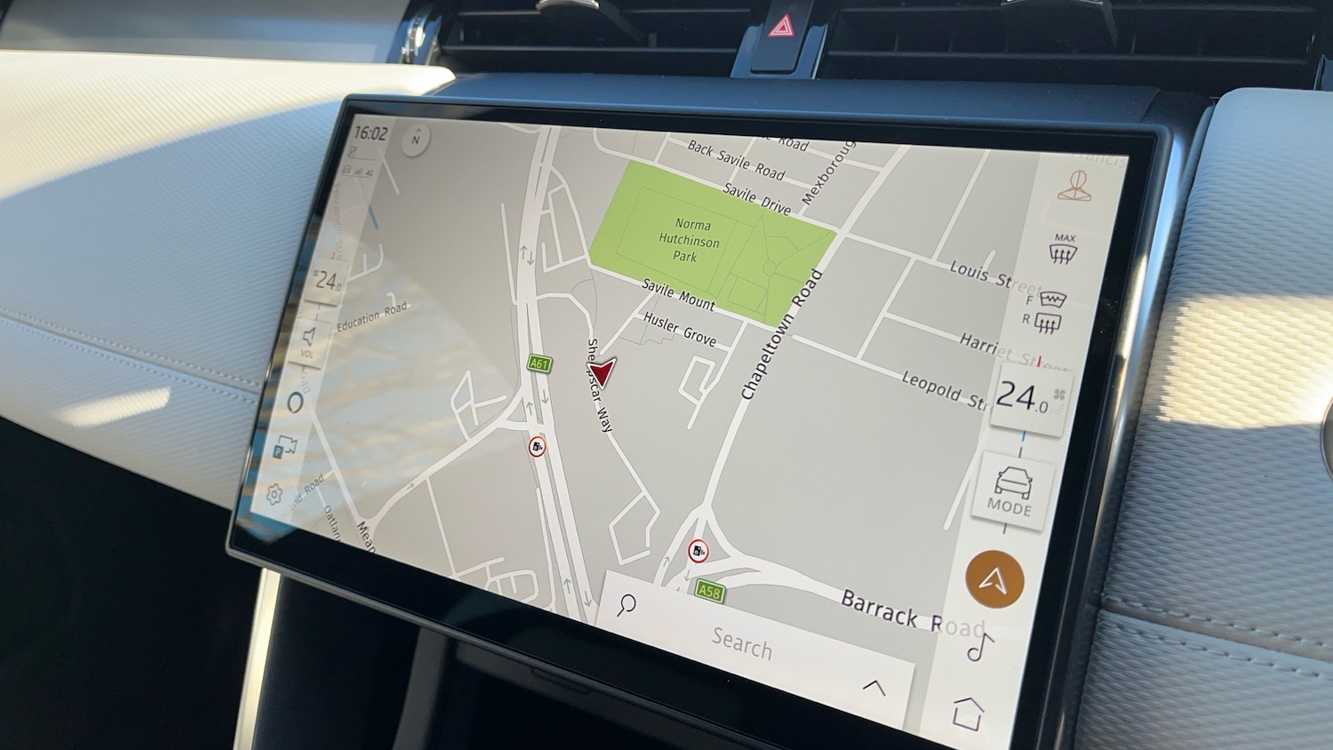 Used Land Rover Discovery Sport 2025 for sale - 76782546: Photo 11