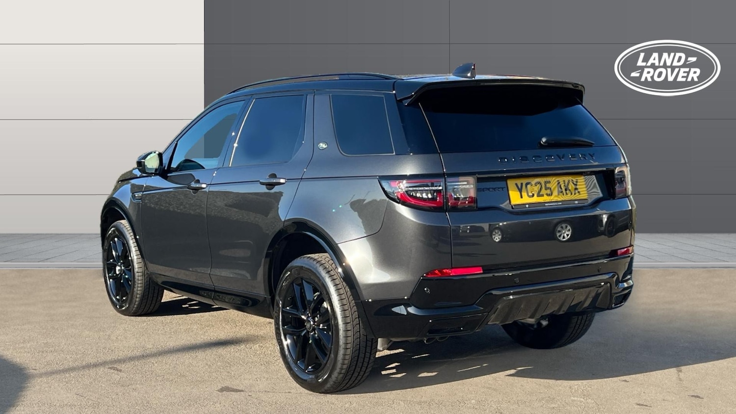 Used Land Rover Discovery Sport 2025 for sale - 76782546: Photo 2