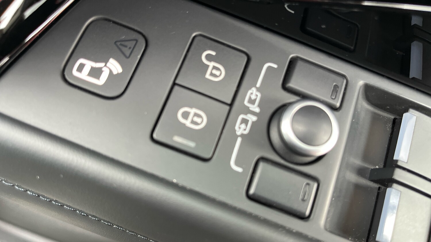 Used Land Rover Range Rover Evoque 2019 for sale - 77902923: Photo 25