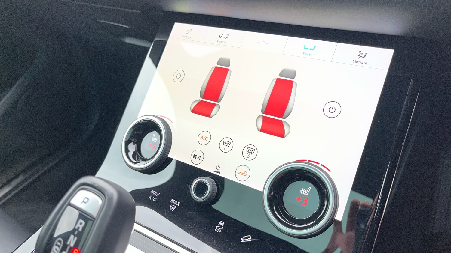 Used Land Rover Range Rover Evoque 2019 for sale - 77902923: Photo 31