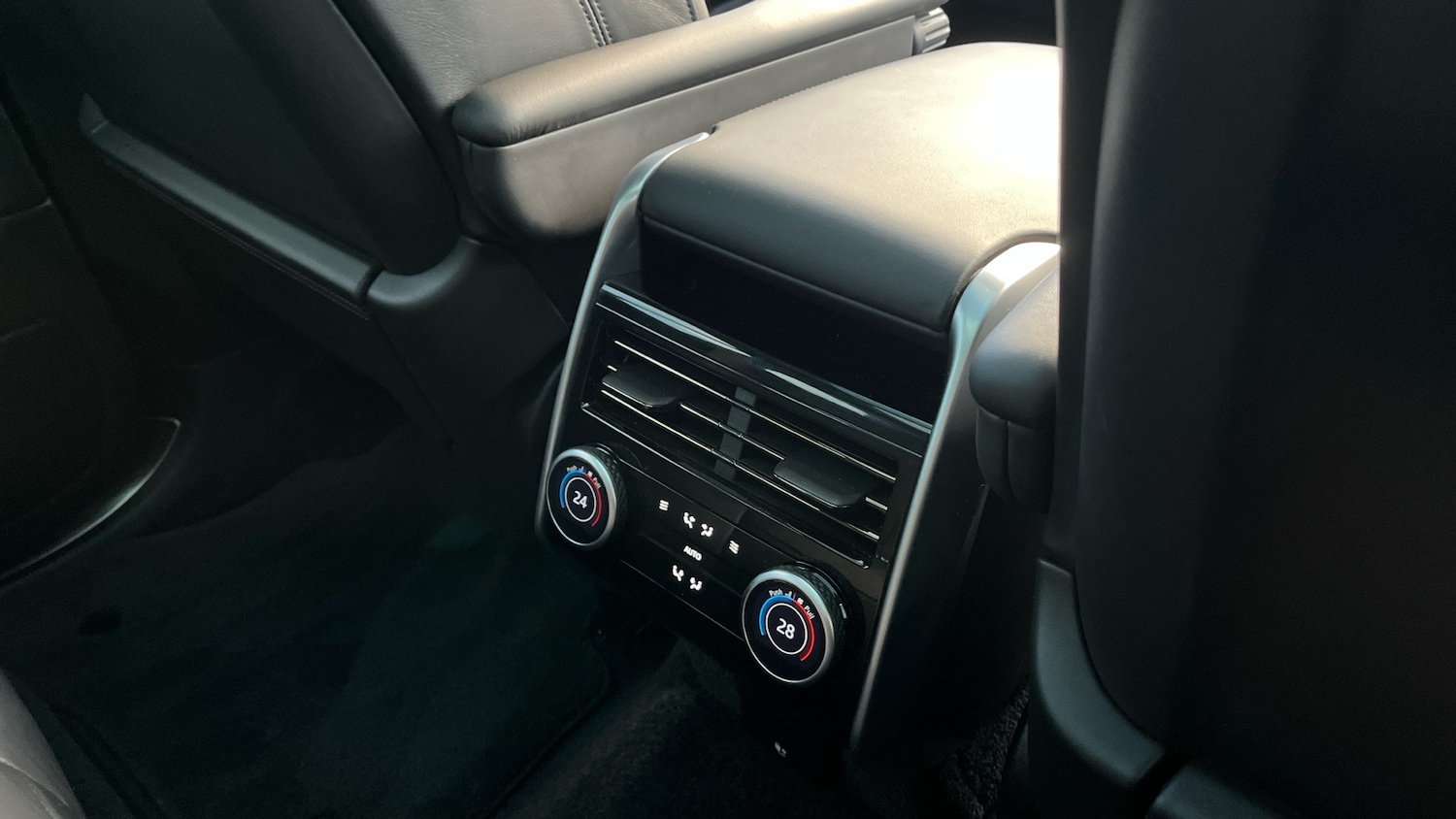 Used Land Rover Range Rover 2023 for sale - 76833976: Photo 18