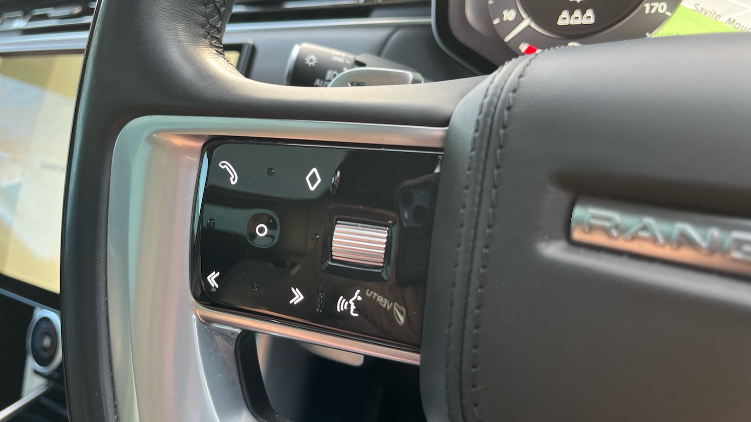 Used Land Rover Range Rover 2023 for sale - 76833976: Photo 32