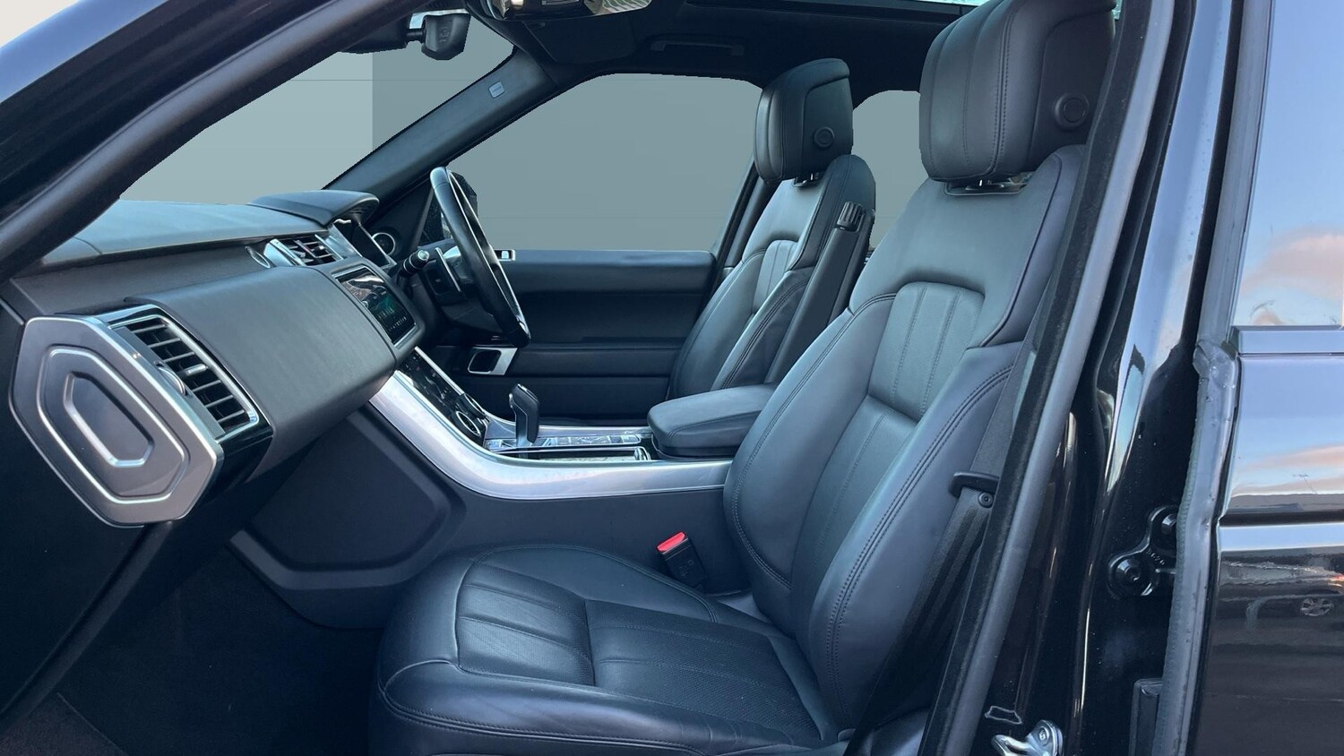 Used Land Rover Range Rover Sport 2021 for sale - 76983848: Photo 3