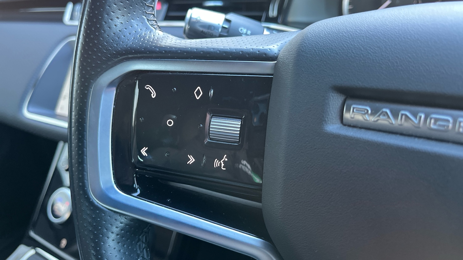 Used Land Rover Range Rover Evoque 2021 for sale - 77136078: Photo 33