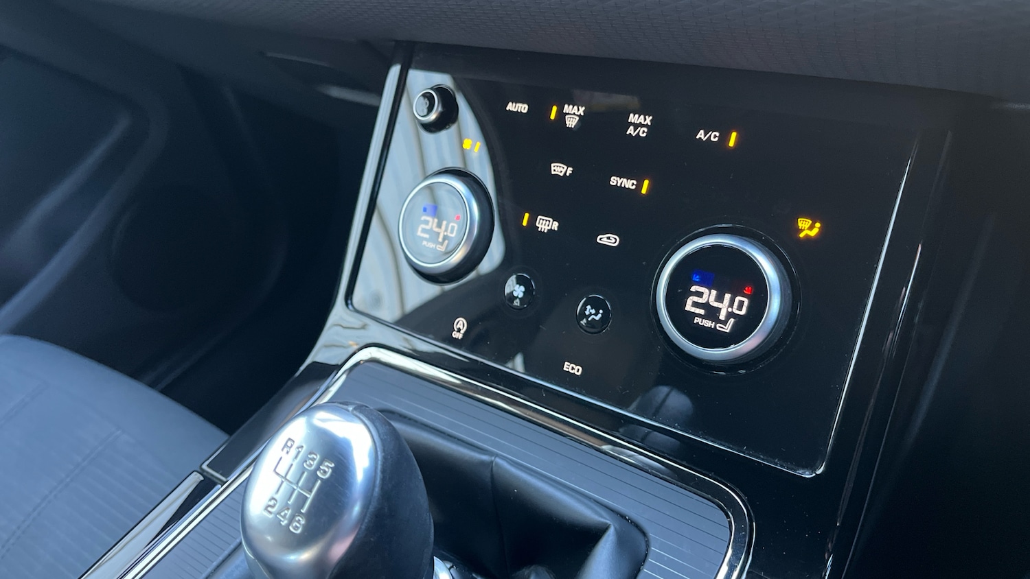 Used Land Rover Range Rover Evoque 2021 for sale - 77136078: Photo 35