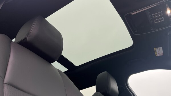 Used Land Rover Range Rover Velar 2025 for sale - 76230829: Photo 20